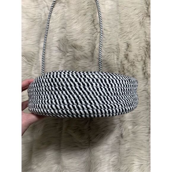 Bon Voyage Black & White Swirl Circular Crossbody Bag - Picture 4 of 8